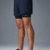 Conquer React 2-in-1 Performance-Shorts – Marineblau/Schwarz