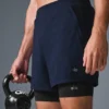 Conquer React 2-in-1 Performance-Shorts – Marineblau/Schwarz
