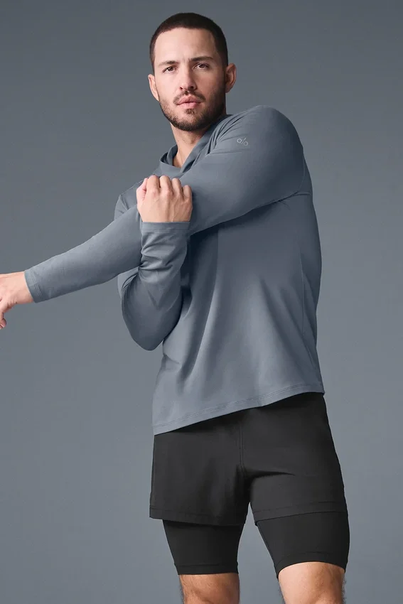 Conquer Reform Langarmshirt mit Kapuze – Steel Grey