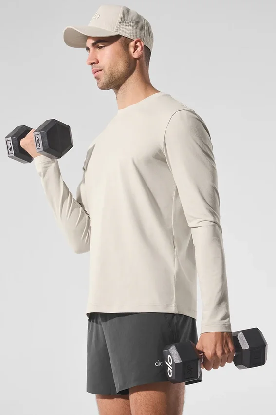 Conquer Reform Rundhals-Langarmshirt – Bone