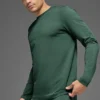 Conquer Reform Rundhals-Langarmshirt – Kleegrün