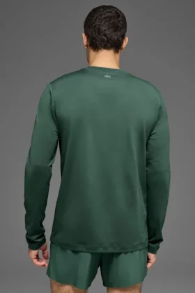 Conquer Reform Rundhals-Langarmshirt – Kleegrün