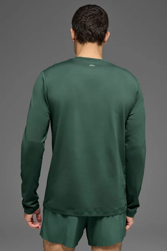 Conquer Reform Rundhals-Langarmshirt – Kleegrün