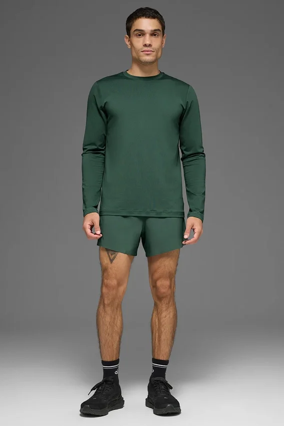 Conquer Reform Rundhals-Langarmshirt – Kleegrün