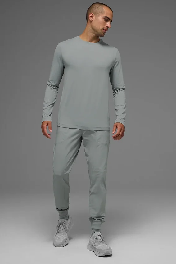 Conquer Reform Rundhals-Langarmshirt – Lunar Grey