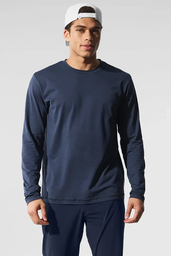 Conquer Reform Rundhals-Langarmshirt – Marineblau