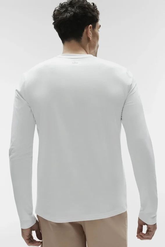 Conquer Reform Rundhals-Langarmshirt – Weiß
