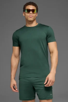 Conquer Reform Rundhals-T-Shirt mit Kurzarmshirts – Clover Green
