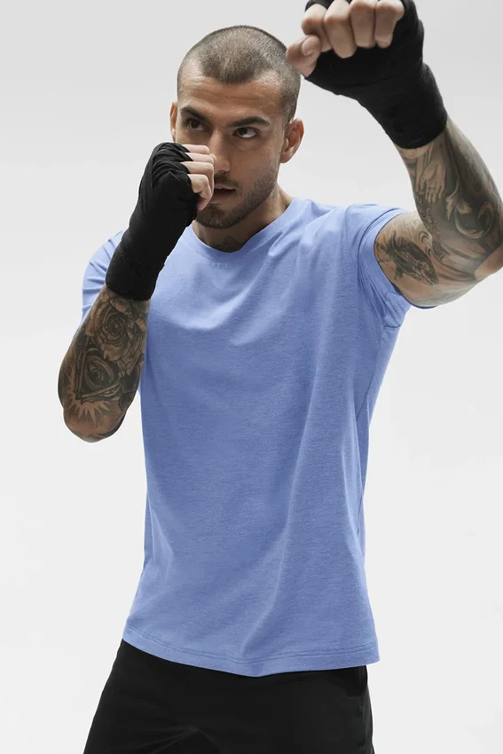 Conquer Reform Rundhals-T-Shirt mit Kurzarmshirts – Provence Blue Heather