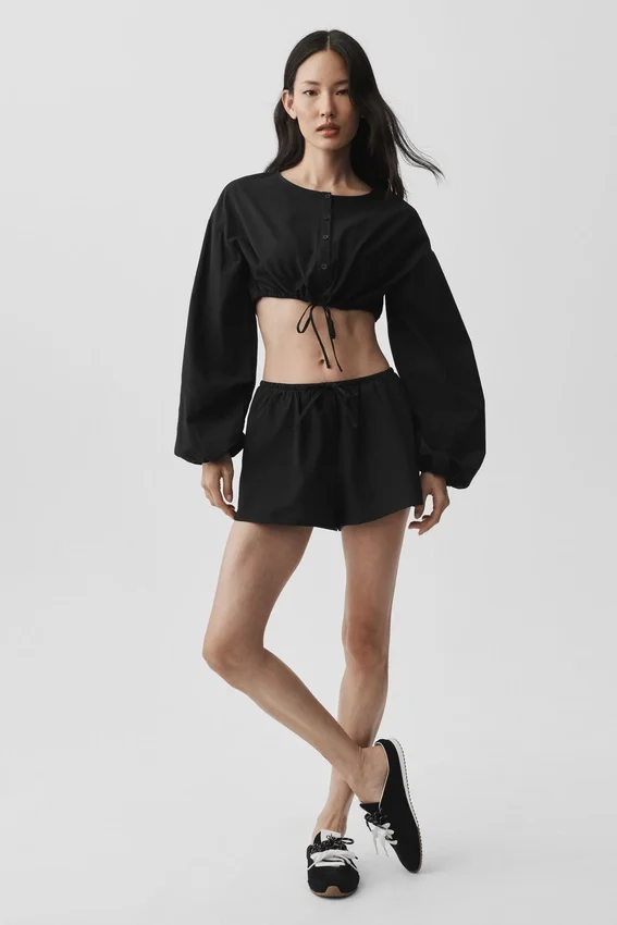 „Cotton Cropped Real Deal“ Langarmshirt – Schwarz