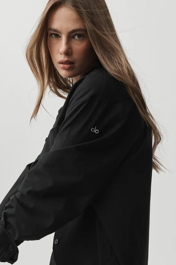 Cotton Real Deal Langarmshirt mit Knöpfen – Schwarz
