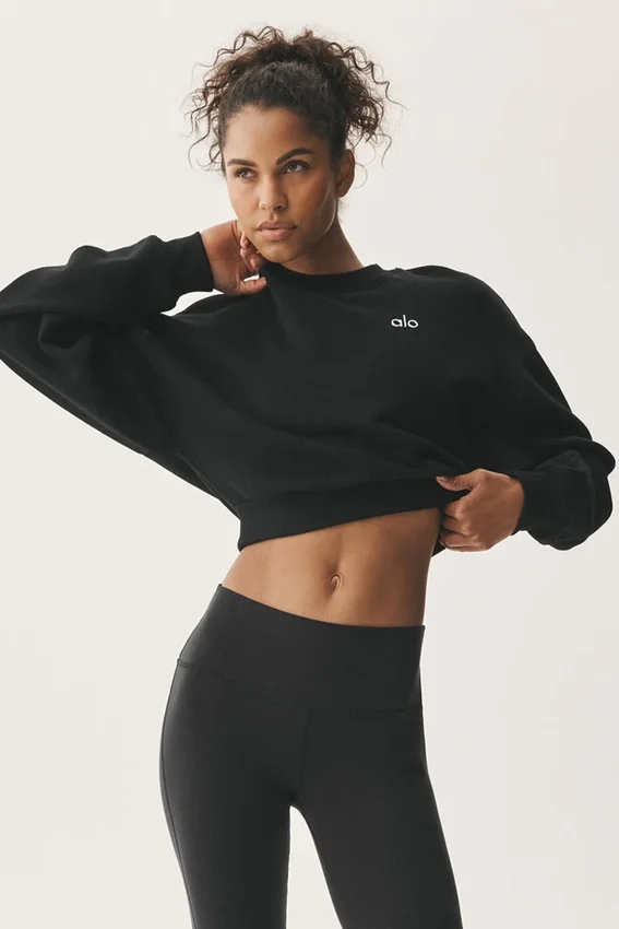 Cropped Accolade Rundhalspullover – Schwarz