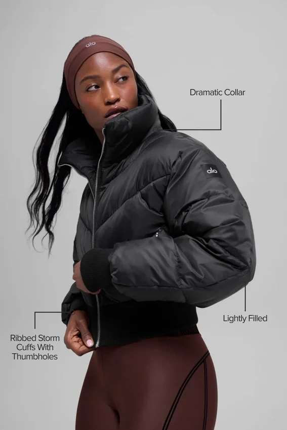 Cropped Atmosphere Daunenjacke – Schwarz