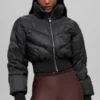 Cropped Atmosphere Daunenjacke – Schwarz