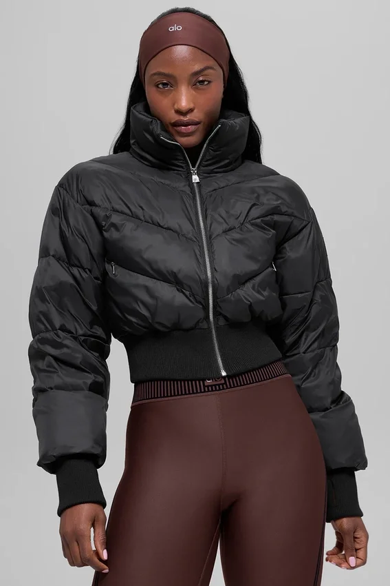 Cropped Atmosphere Daunenjacke – Schwarz