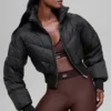 Cropped Atmosphere Daunenjacke – Schwarz
