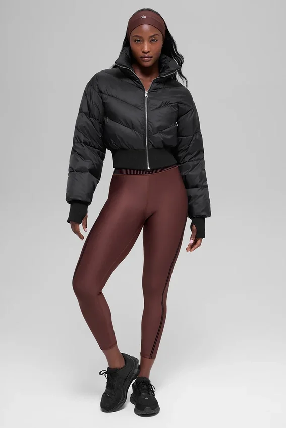 Cropped Atmosphere Daunenjacke – Schwarz