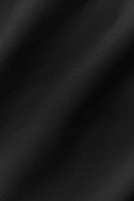Cropped Connection Top – Schwarz