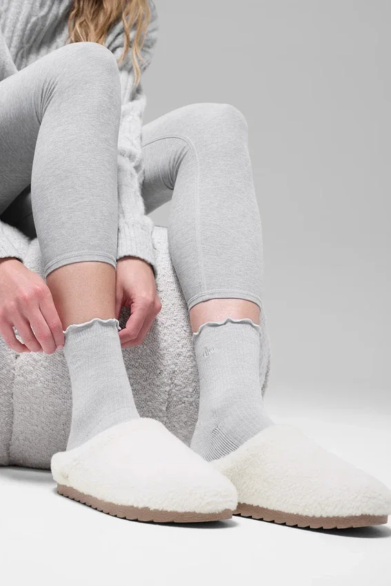 Damen-Socken mit gewelltem Saum – Athletic Heather Grey
