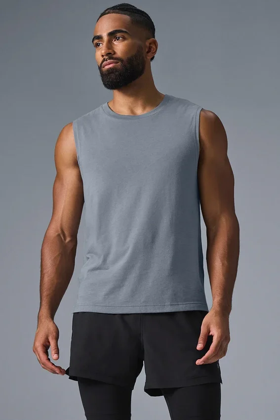 Das Triumph Muscle Tank – Stahlgrau