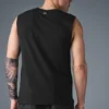 Das Triumph Muscle Top – Schwarz