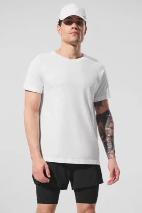 Das Triumph T-Shirt mit Rundhalsausschnitt | Yoga-T-Shirts und Tops für Herren