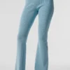 Denim-Strick-Hose mit High-Waist und ausgestelltem Bein – Himmelblau/Dunkelhimmelblau