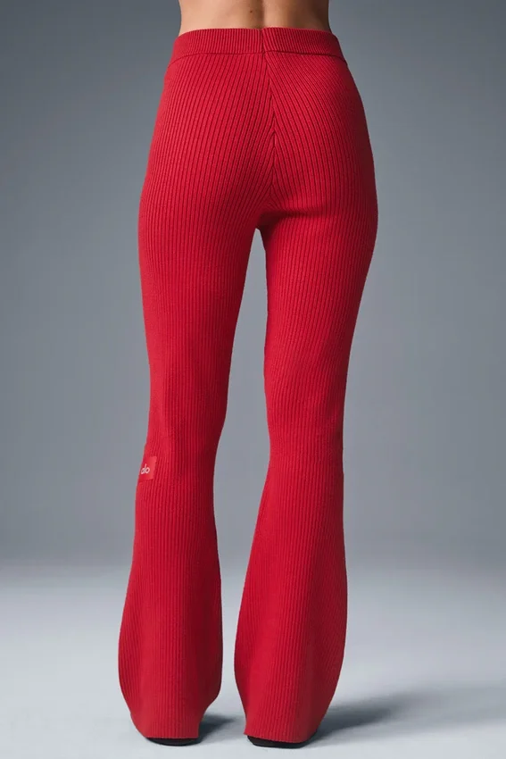 Denim-Strick-Hose mit High-Waist und ausgestelltem Bein – Kräftiges Rot/Dunkles Kräftiges Rot