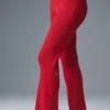 Denim-Strick-Hose mit High-Waist und ausgestelltem Bein – Kräftiges Rot/Dunkles Kräftiges Rot