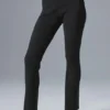 Denim-Strickhose mit High-Waist und ausgestelltem Bein – Schwarz/Anthrazit