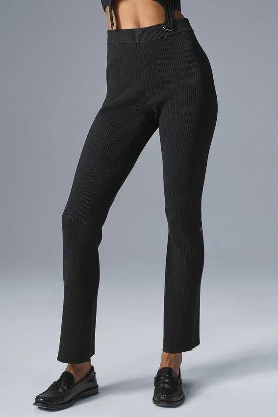 Denim-Strickhose mit High-Waist und ausgestelltem Bein – Schwarz/Anthrazit