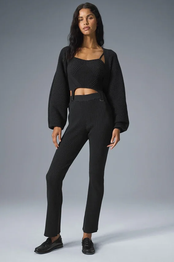 Denim-Strickhose mit High-Waist und ausgestelltem Bein – Schwarz/Anthrazit