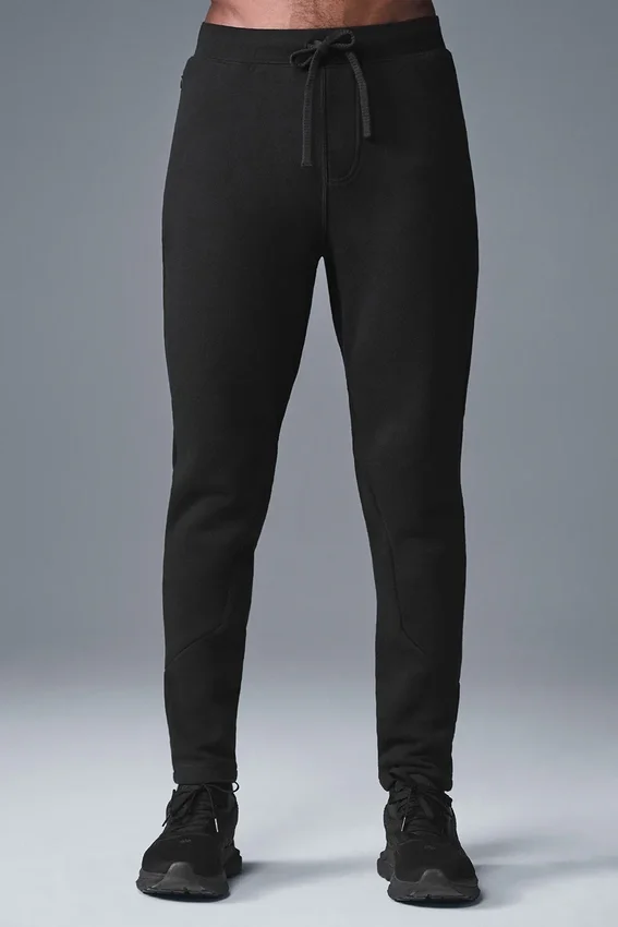 Die Triumph-Jogginghose – Schwarz