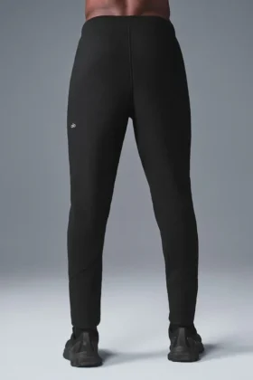 Die Triumph-Jogginghose – Schwarz