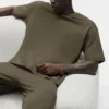 Double Take Kurzarmshirt – Olive Tree