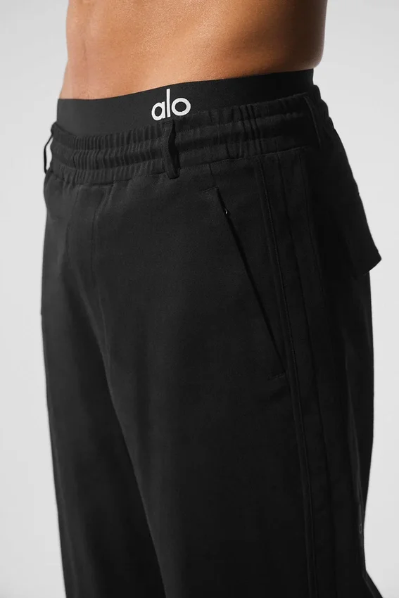 Edition Sueded Straight Leg Hose – Schwarz