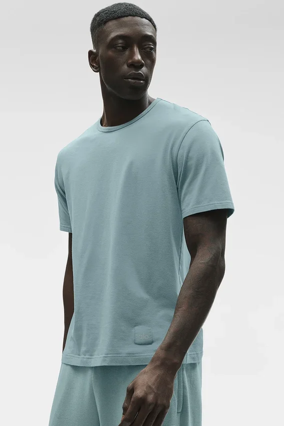 Essential Kurzarmshirt für den Street-Stil – Desert Sage