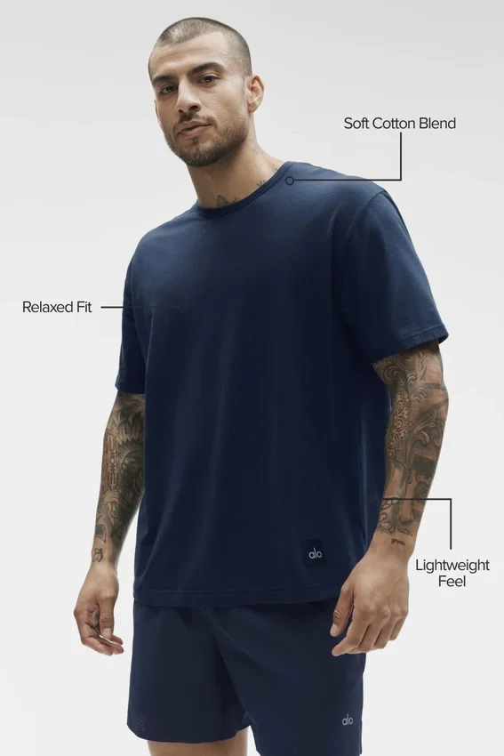 Essential Kurzarmshirt für den Street-Stil – Navy