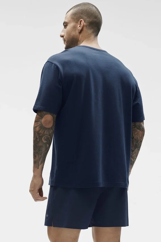 Essential Kurzarmshirt für den Street-Stil – Navy