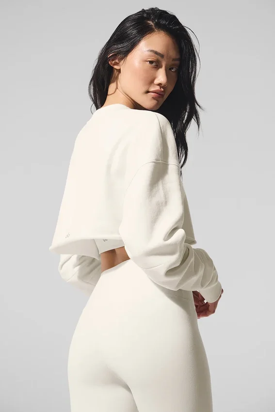 Extrem kurz geschnittener Pullover – Elfenbein
