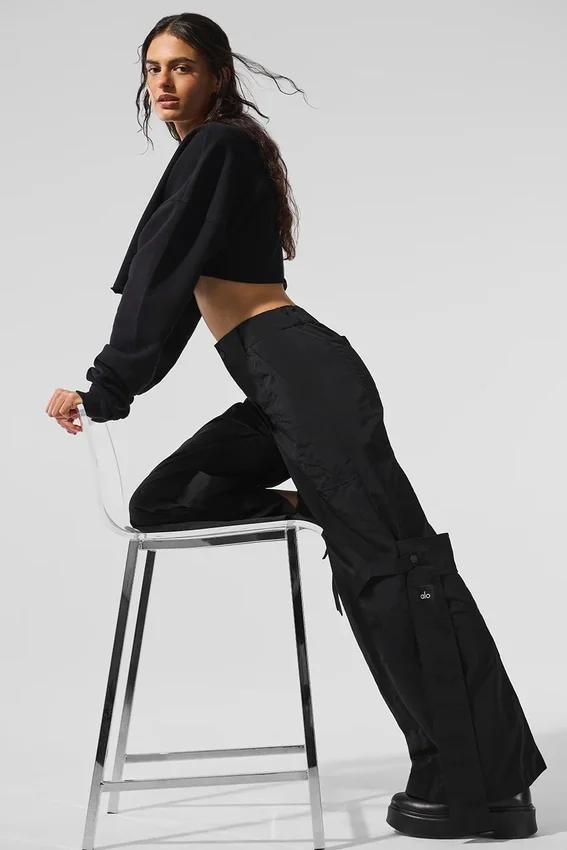 Extrem kurzer Pullover – Schwarz
