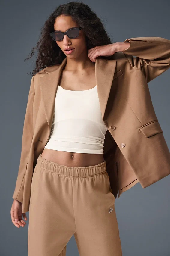 First-Class-Blazer – Toasted Almond