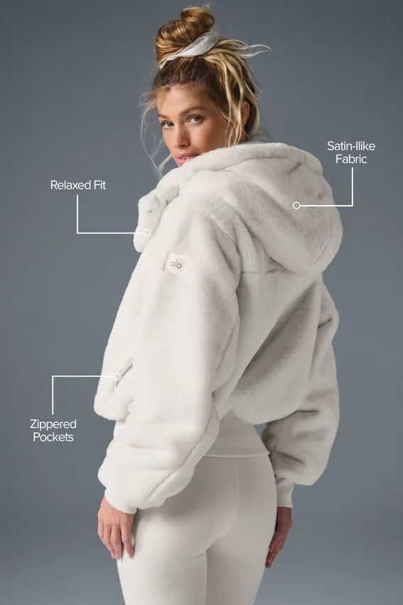Foxy-Jacke aus Kunstfell – Elfenbein