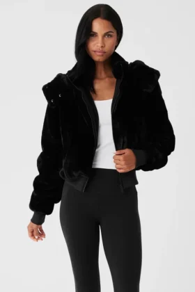 Foxy-Jacke aus Kunstfell – Schwarz