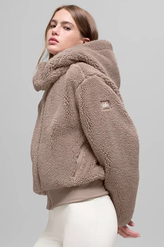 Foxy Sherpa-Jacke – Chai Latte