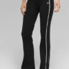 Gerippte Pullover-Strick-Highline-Flare-Hose – Schwarz/Weiß