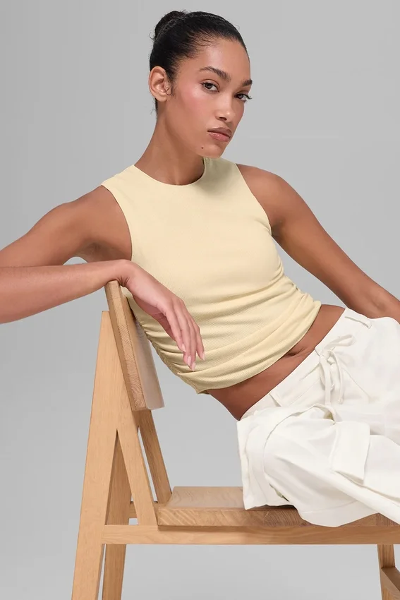 Geripptes „En Pointe“-Top – Candlelight Yellow
