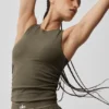 Geripptes En-Pointe-Top – Olive Tree