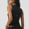 Geripptes „En Pointe“-Top – Schwarz