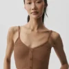 Gestreiftes, zartes Lounge-Top – Sun Kissed Brown